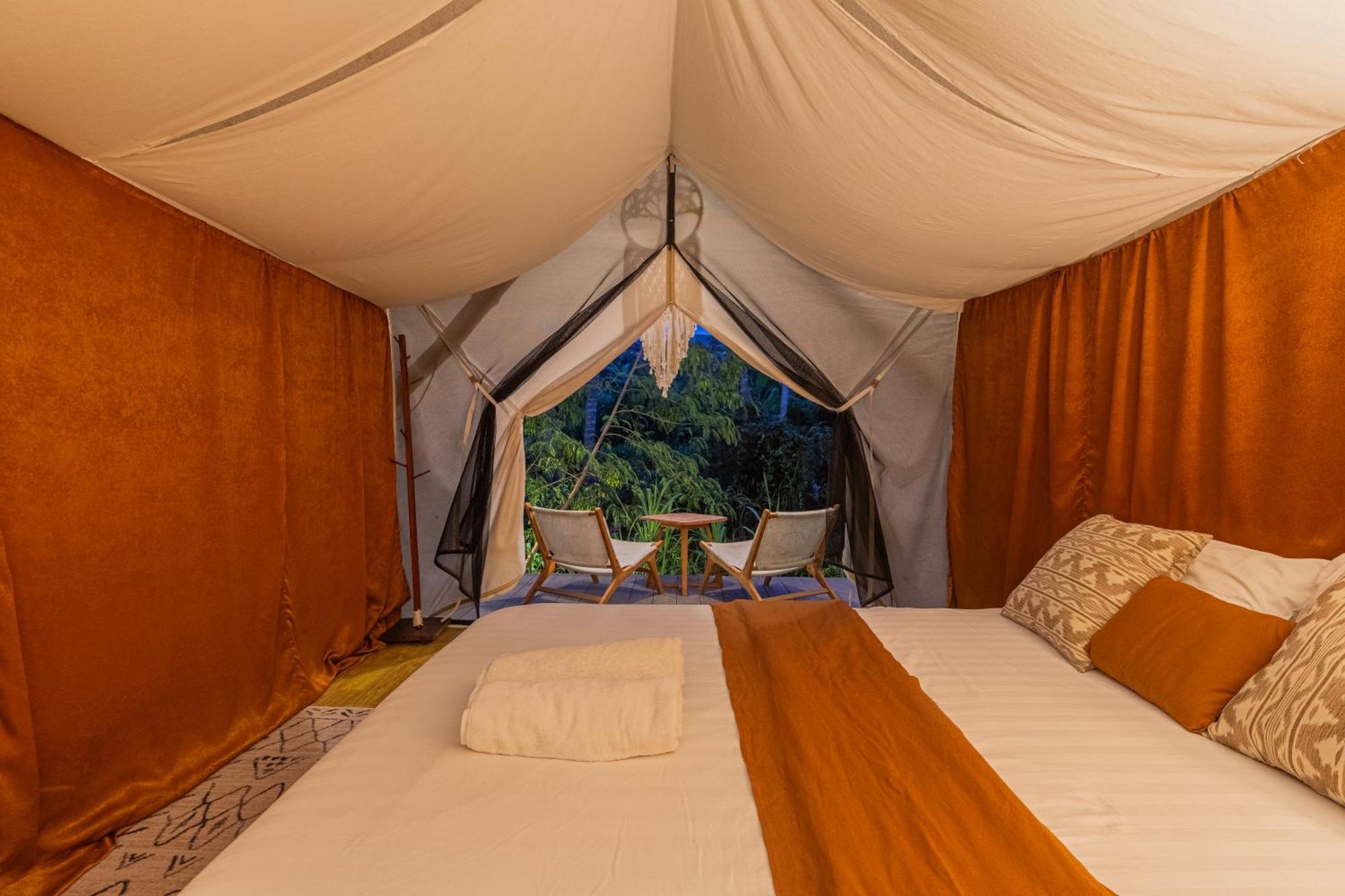 ホテル Camani Glamping Karangasem エクステリア 写真