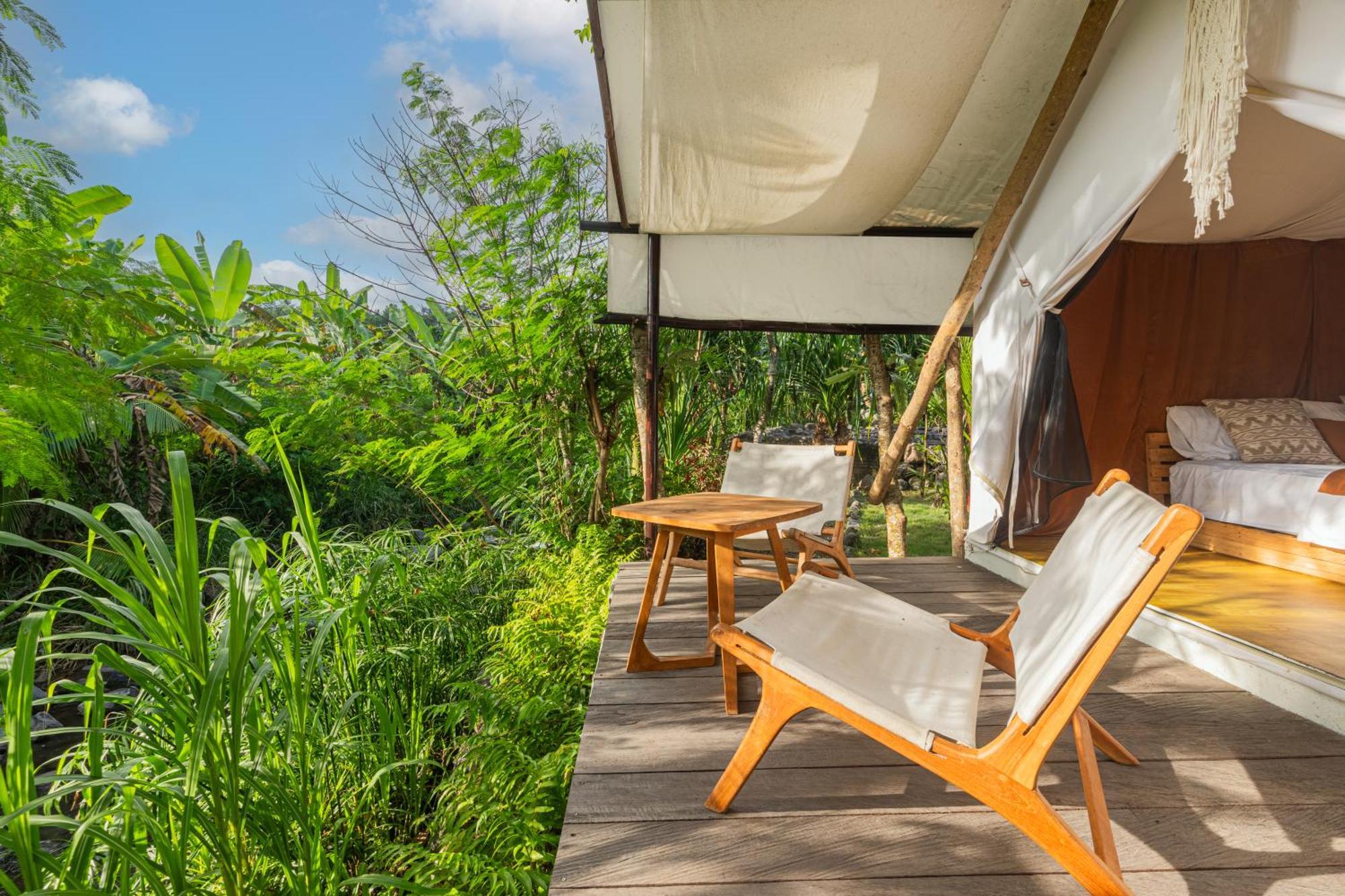 ホテル Camani Glamping Karangasem エクステリア 写真